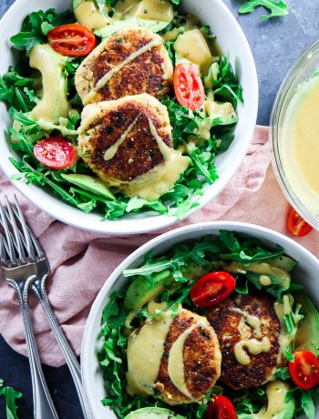 Salmon Cakes with Arugula Salad