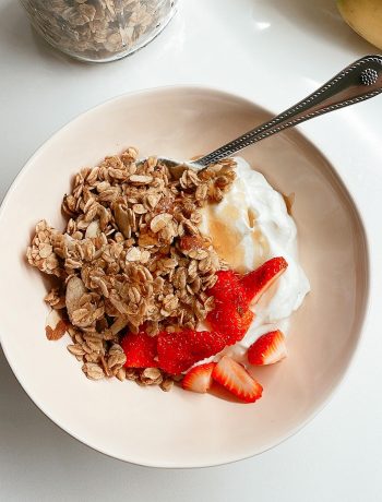 easy homemade granola recipe with almonds and peanut butter