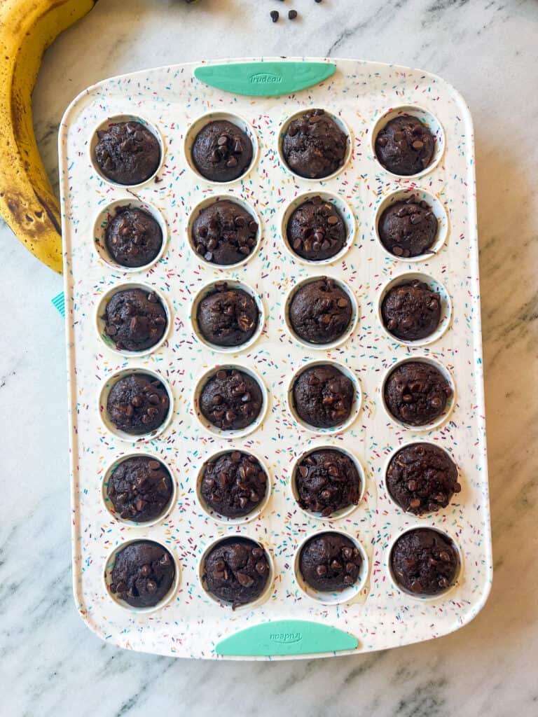 chocolate banana mini muffins healthy